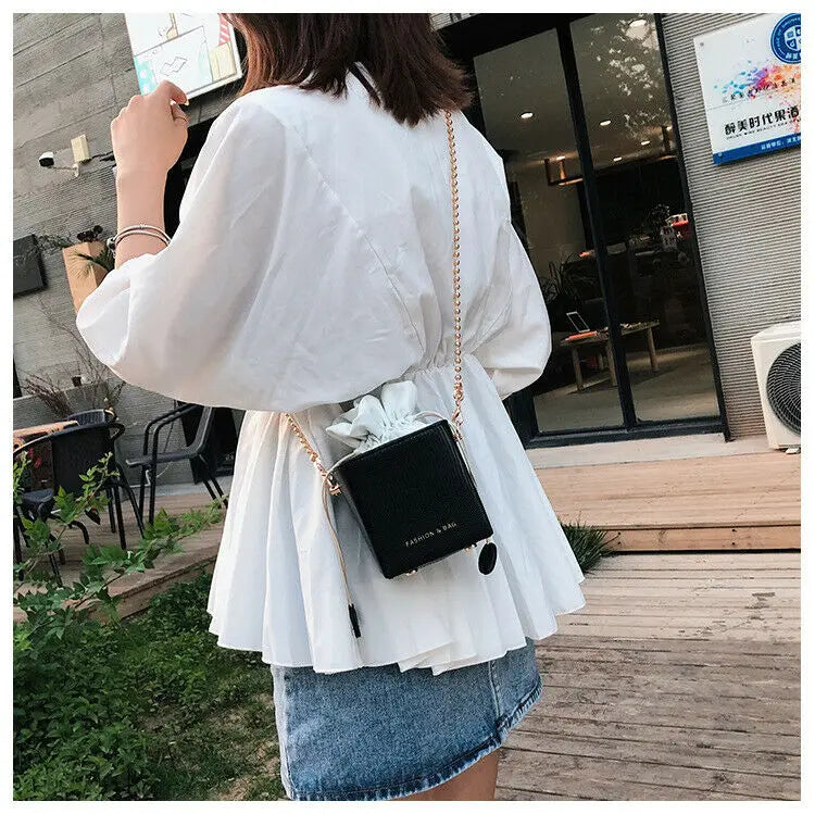 Women Chain Messenger Bag Crossbody Bag