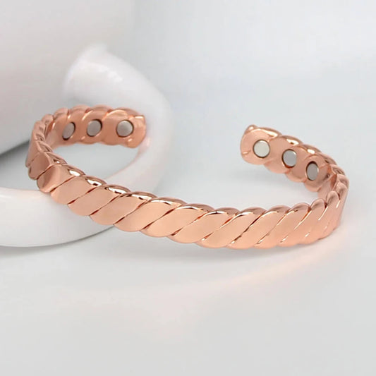 Vintage Women's Copper Bangle Bracelet with Magnets