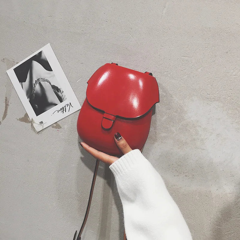 Women Shoulder Crossbody Bag Retro Horseshoe Strap Messenger Bags