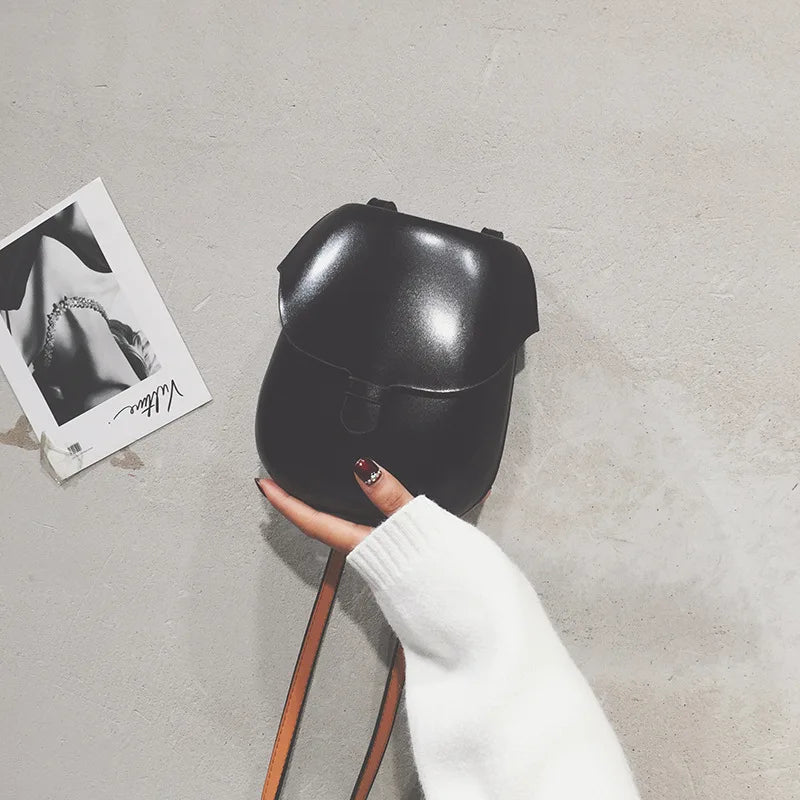 Women Shoulder Crossbody Bag Retro Horseshoe Strap Messenger Bags