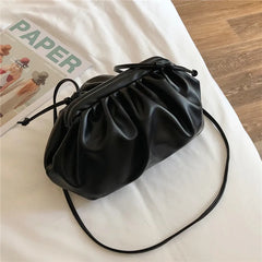 Women Dumplings Messenger Bag Retro Cloud Female Crossbody Shoulder Bag Tide