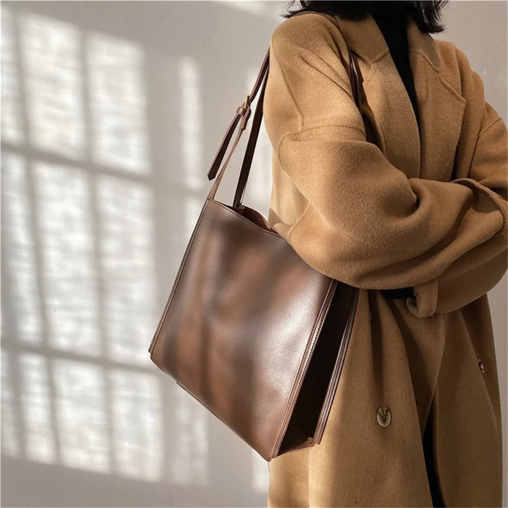 Women Solid Leather Shoulder Handbags Versatile Totes Large Capacity