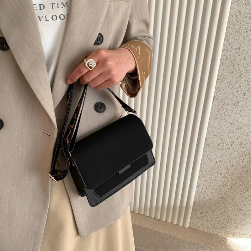 Textured Shoulder Bags with Contrasting Colors - Messenger Bags