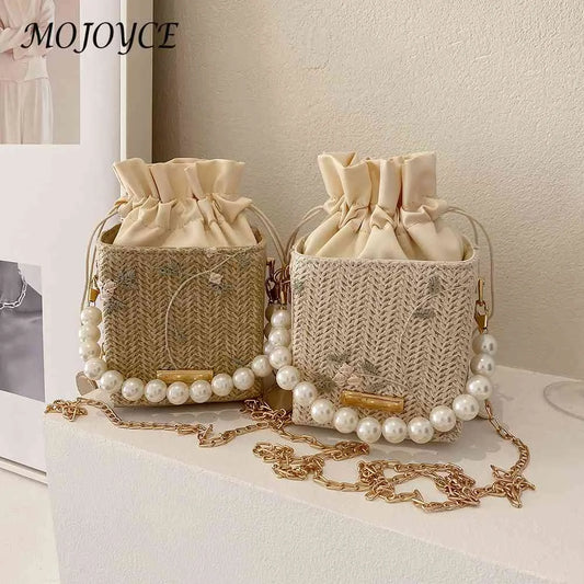 Women Straw Beach Shoulder Bags Hand-Woven Fashionable Handbags