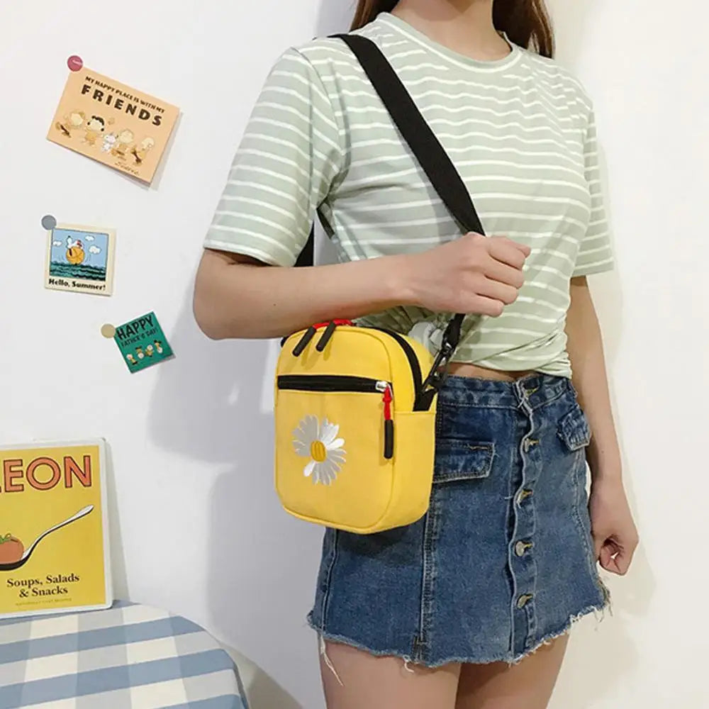 Women Zipper Daisy Canvas Crossbody Messenger Bag