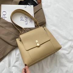 Women's Foreign Style Shoulder Bag Outdoor Chain Tote Bag