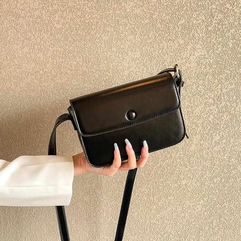 High-end Small Square Women's Diagonal Bag Leather Retro Tofu Bag