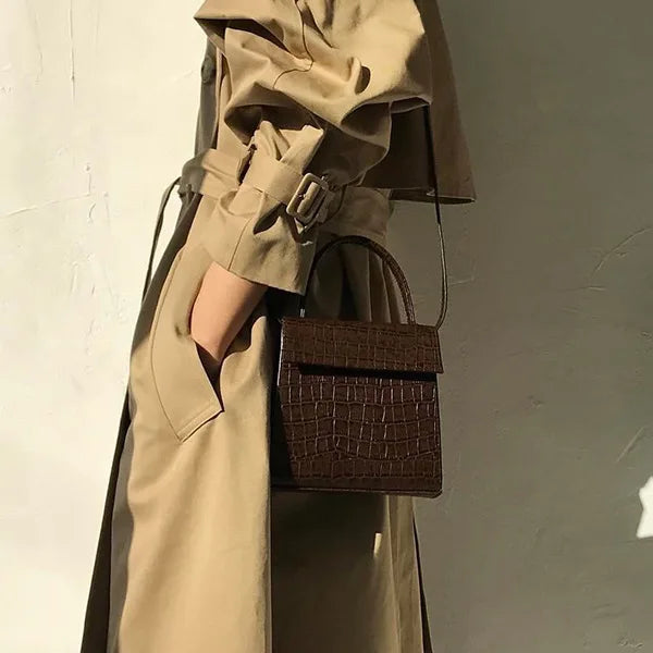 Small Crocodile Pattern Leather Shoulder Bag for Women
