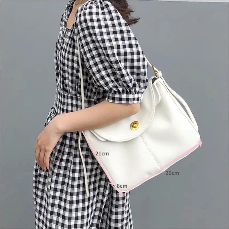 Fashionable Large Capacity Women's Shoulder Bag
