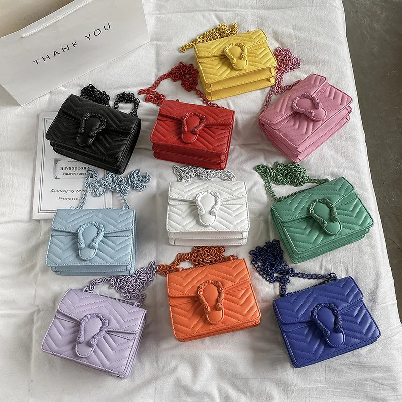 Women's Embroidered Chain Bag, Large Capacity Single Shoulder Messenger Bag
