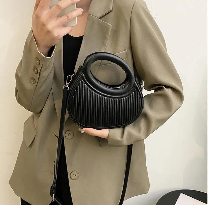 Women's Pu Solid Shoulder Messenger Handbag Saddle Waist Bag