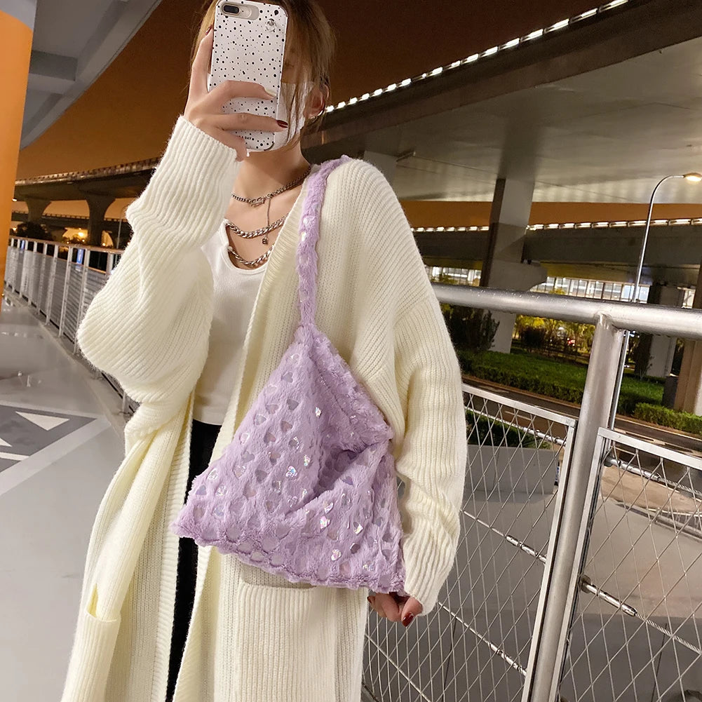 Soft Plush Shoulder Bag Heart Pattern Handbag