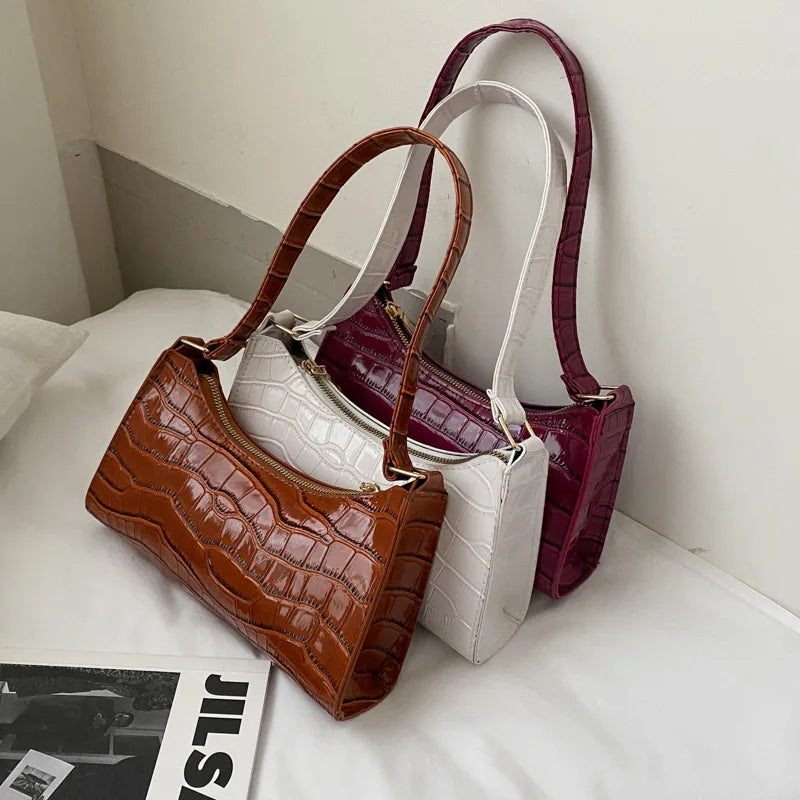 Women's Retro Casual Leather Shoulder Bag with Chain Handbag