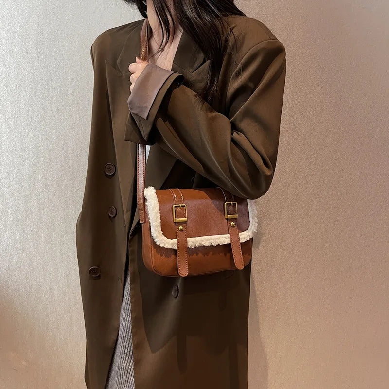 Women's One Shoulder Messenger Bag Retro Texture Ladies Bag Plush Handbag