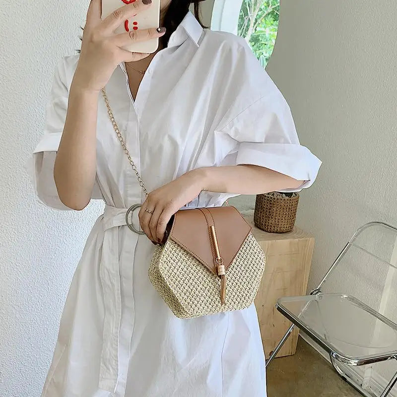 Women's Straw Tassel Shoulder Messenger Beach Bag