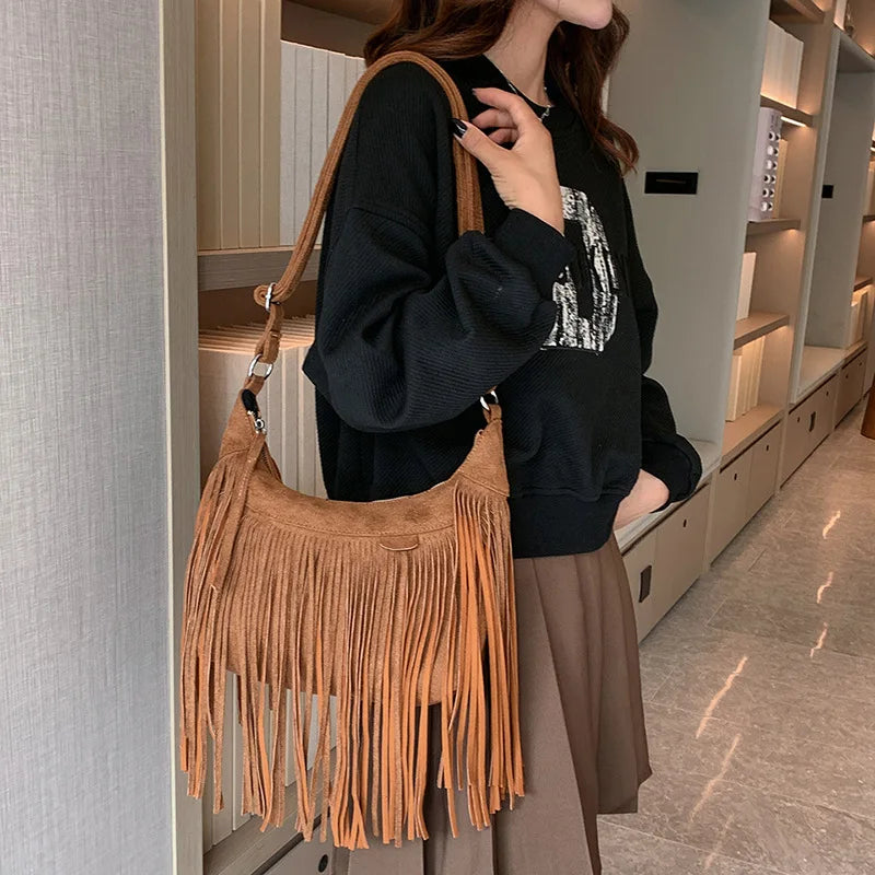 Women's Fringed Leather Shoulder Bag with Adjustable Knitting Strap
