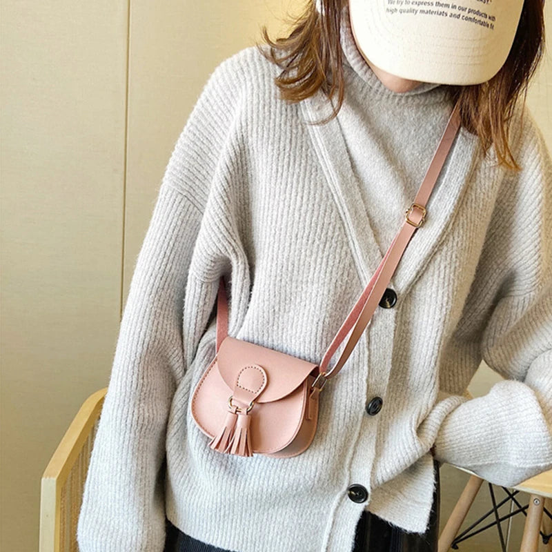 Women's Handbags Soft Surface Tassel Magnetic Buckle Small Bag