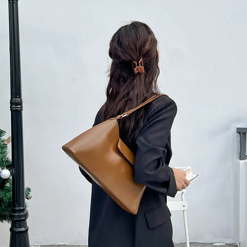 Women's Large-capacity Shoulder Bag PU Leather Underarm Bag