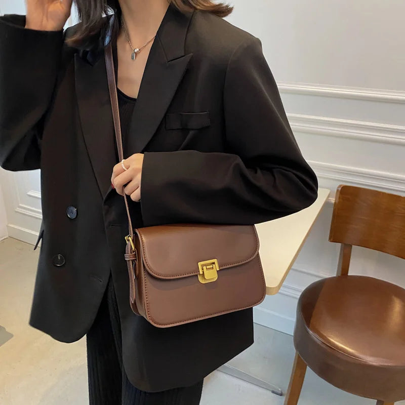 Women's Shoulder Bag Messenger Bag Preppy Style Envelope Bag