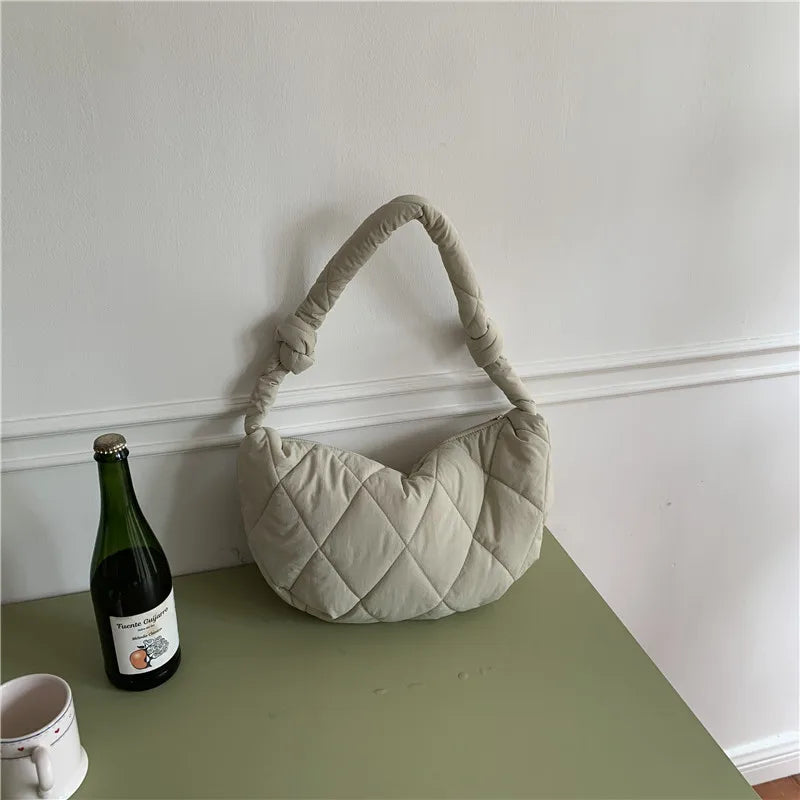 Retro Diamond Shoulder Messenger Bag Nylon Large Capacity Dumpling Bags