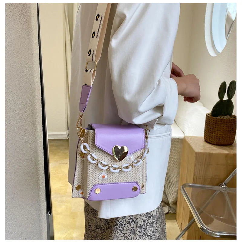 Small Daisy Chain Handle Shoulder Bag