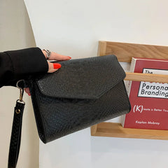 PU Leather Clutch Bags Women Snake Pattern Envelope Pouch Wallet
