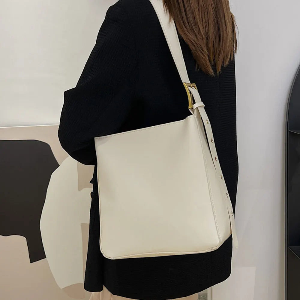 Retro Women's Shoulder Bag Casual Messenger Bag