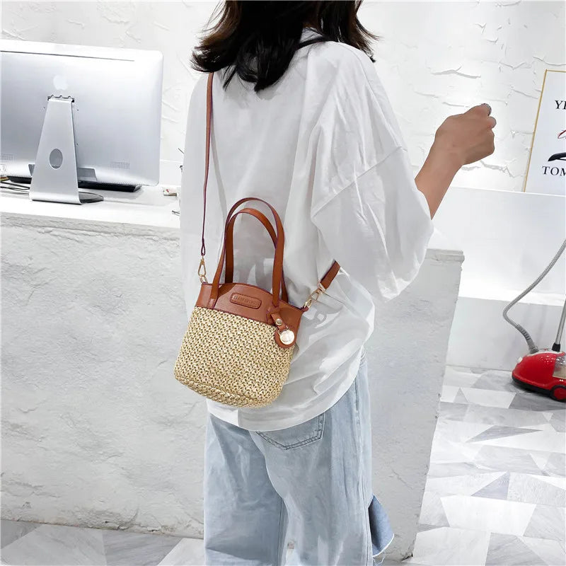 Vintage Straw Beach Bag for Women Shoulder Handbag with Patchwork Design
