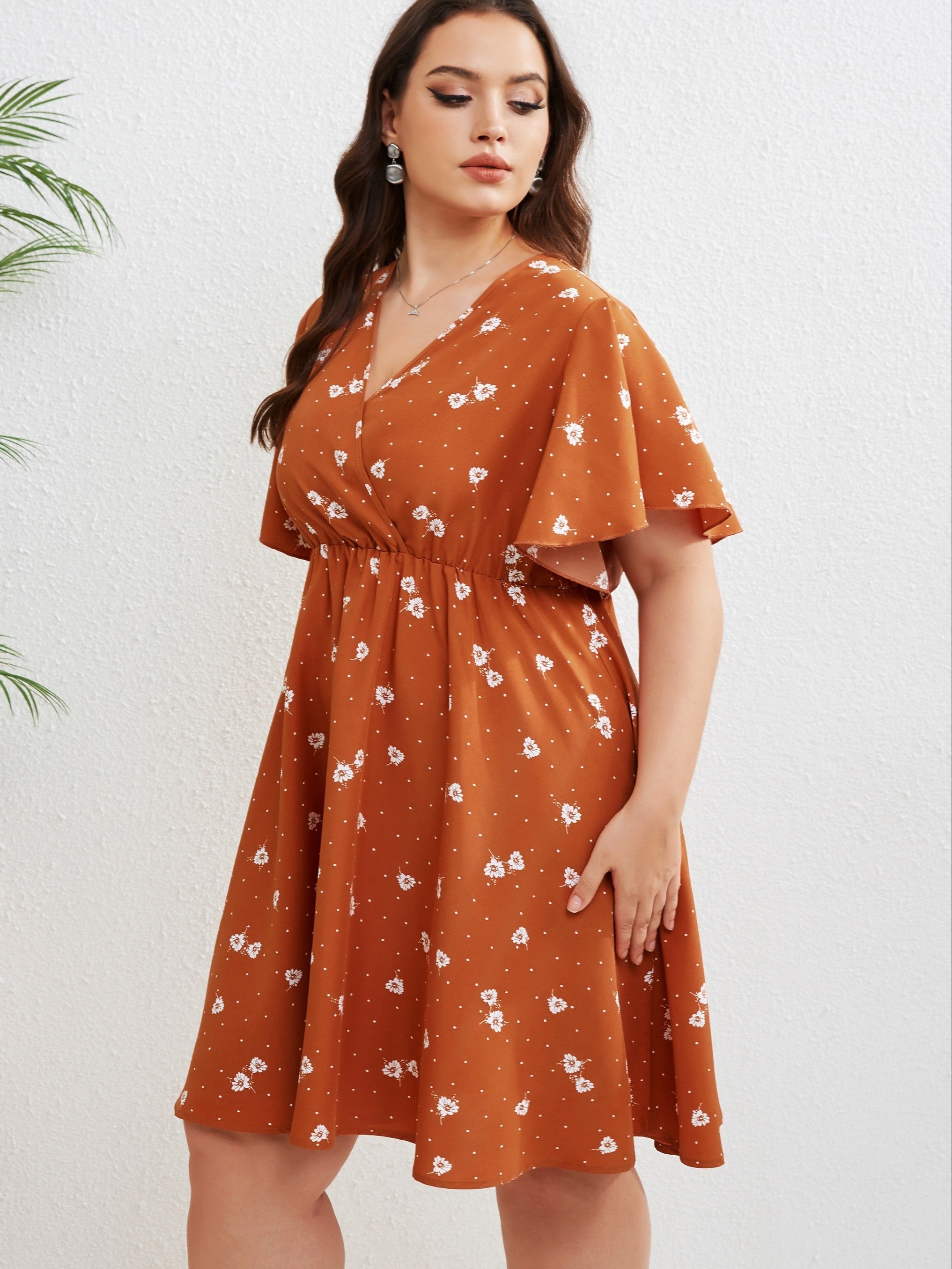 Women's Plus Floral Print Ruffle Sleeve Dress
