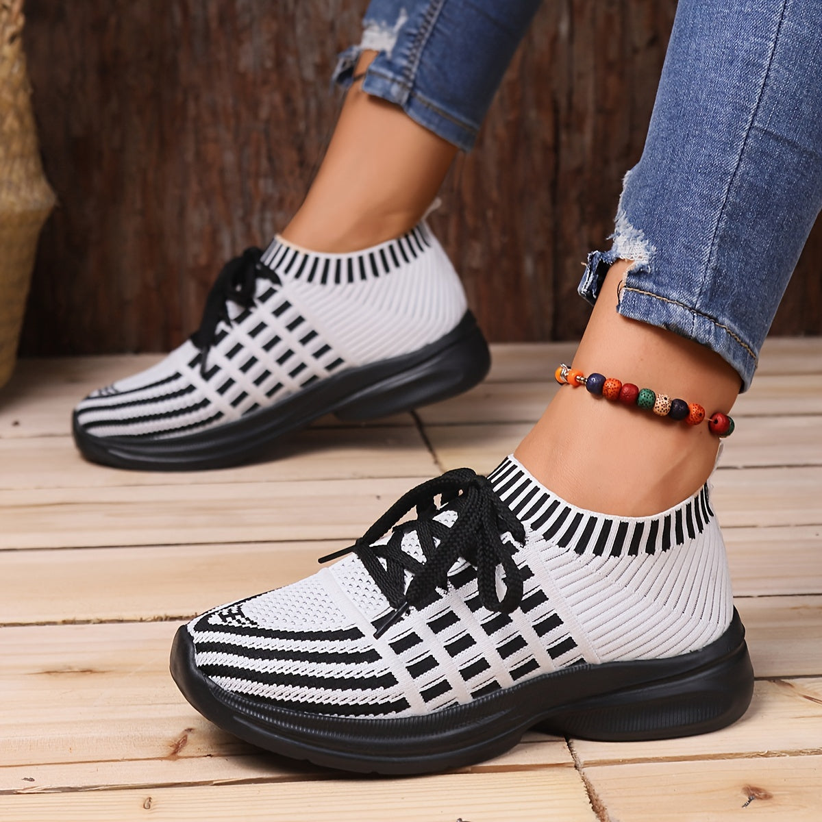 Breathable Striped Non-slip Sports Shoes for Women