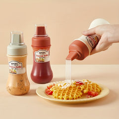 1pc Porous Tomato Salad Sauce Squeeze Bottle Kitchen Supplies