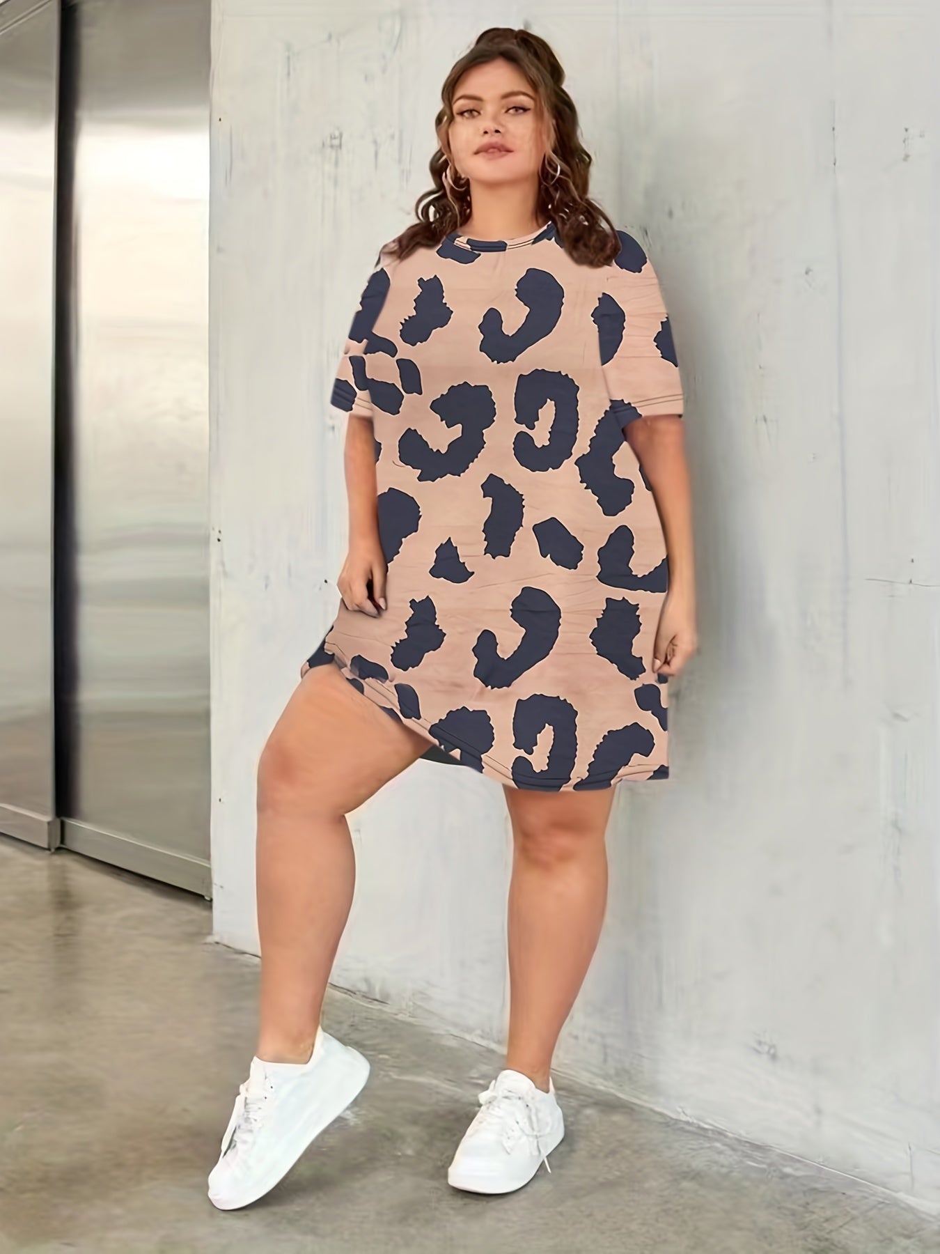 Plus Dalmatian Print Short Sleeve Round Neck Dress