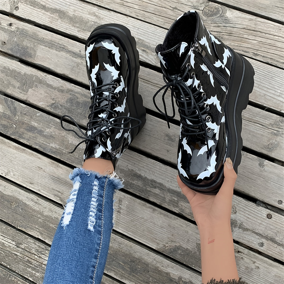 Women's Bat Pattern Platform Boots Punk Style Lace Up Ankle Boots