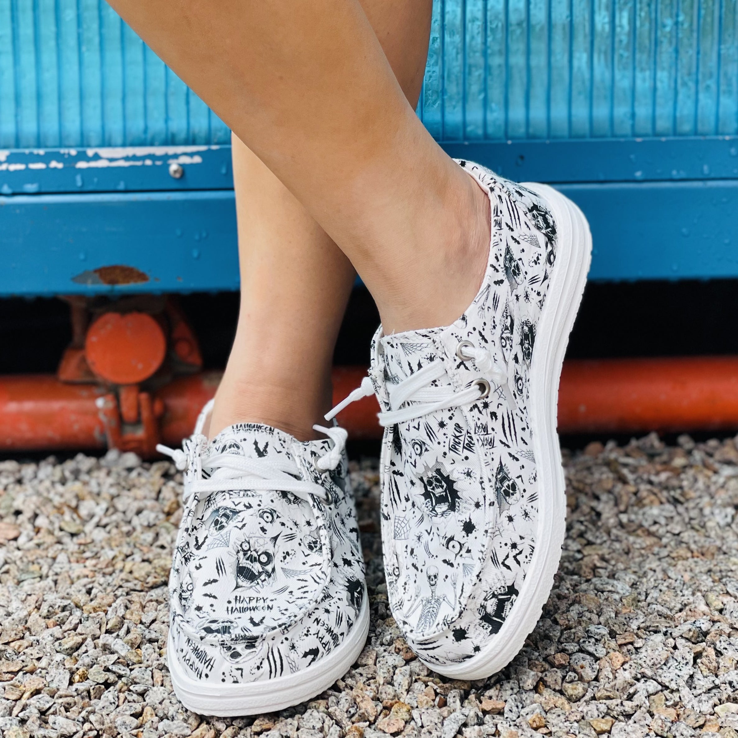 Skull Pattern Flat Shoes Slip On Canvas Casual Hallow