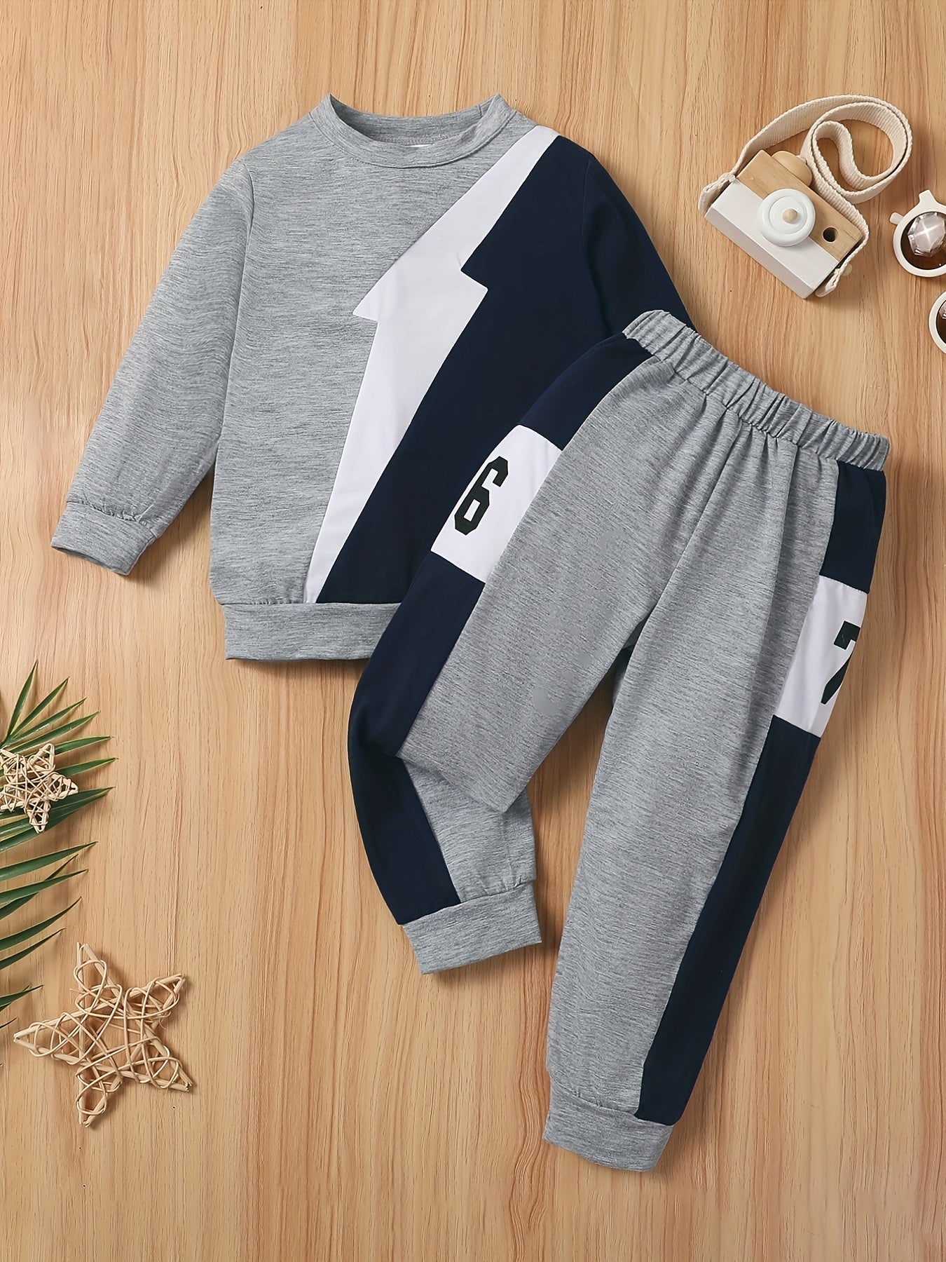 Boys Pullover Sweatshirt & Jogger Pants Set