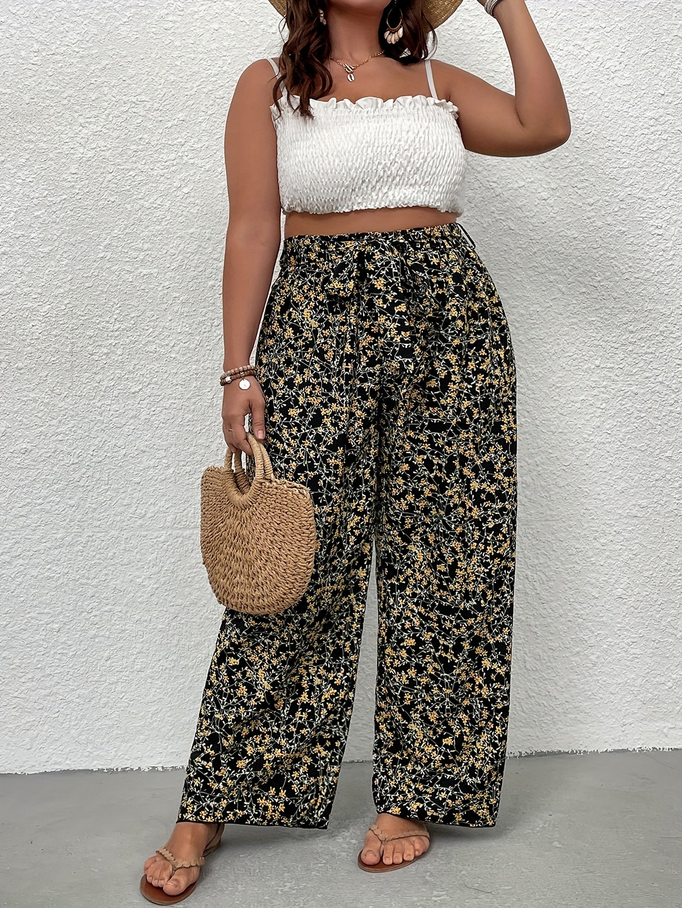  Floral Print Wide Leg Trousers w/ Belt