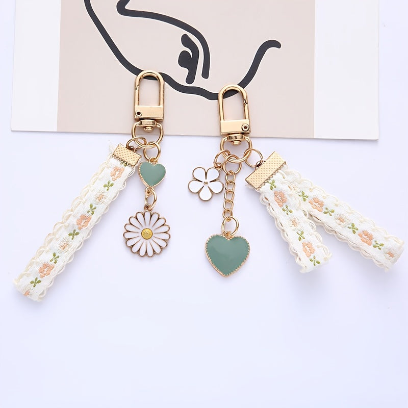 Daisy Lace Heart Keychain Colorful Bag Key Chain Keyring Ornament