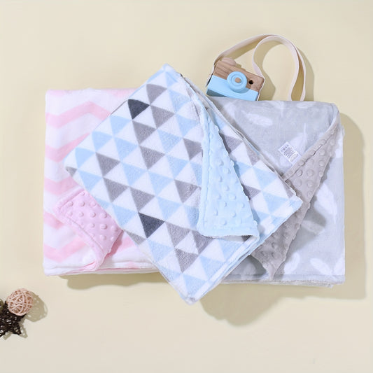 Cartoon Feather Pattern Beanie Velvet Blanket for Stroller