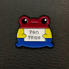 LGBT Rainbow Frog Breast Pin Men Cartoon Enamel Paint Emblem