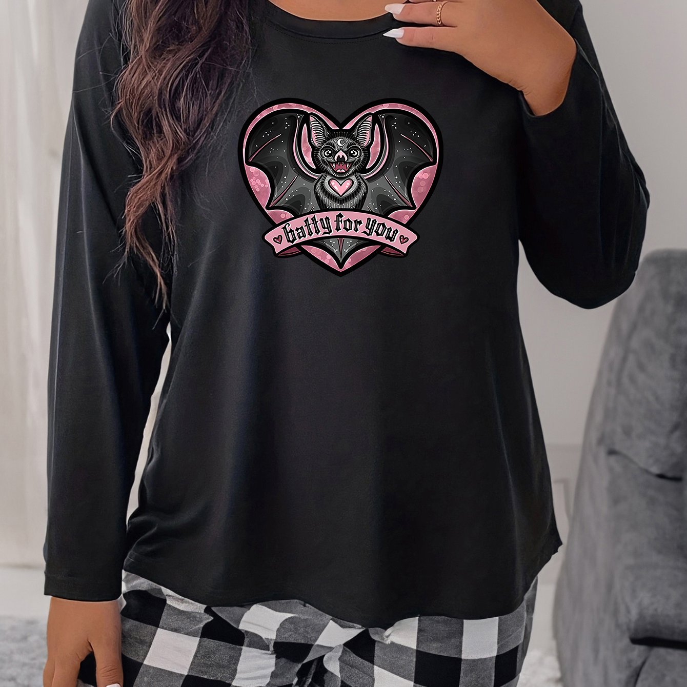  Gothic Bat & Heart Print Sleepwear Top
