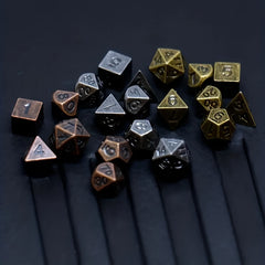 Mini Polyhedral Dice Set 7pcs Zinc Alloy Table Games Portable Fun Gift