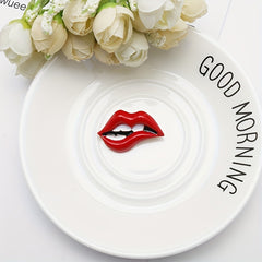 Red Lips Brooch Cartoon Enamel Pin Scarf Buckle Decorations