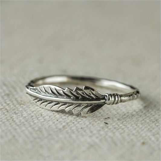 Retro Men's Feather Pattern Ring