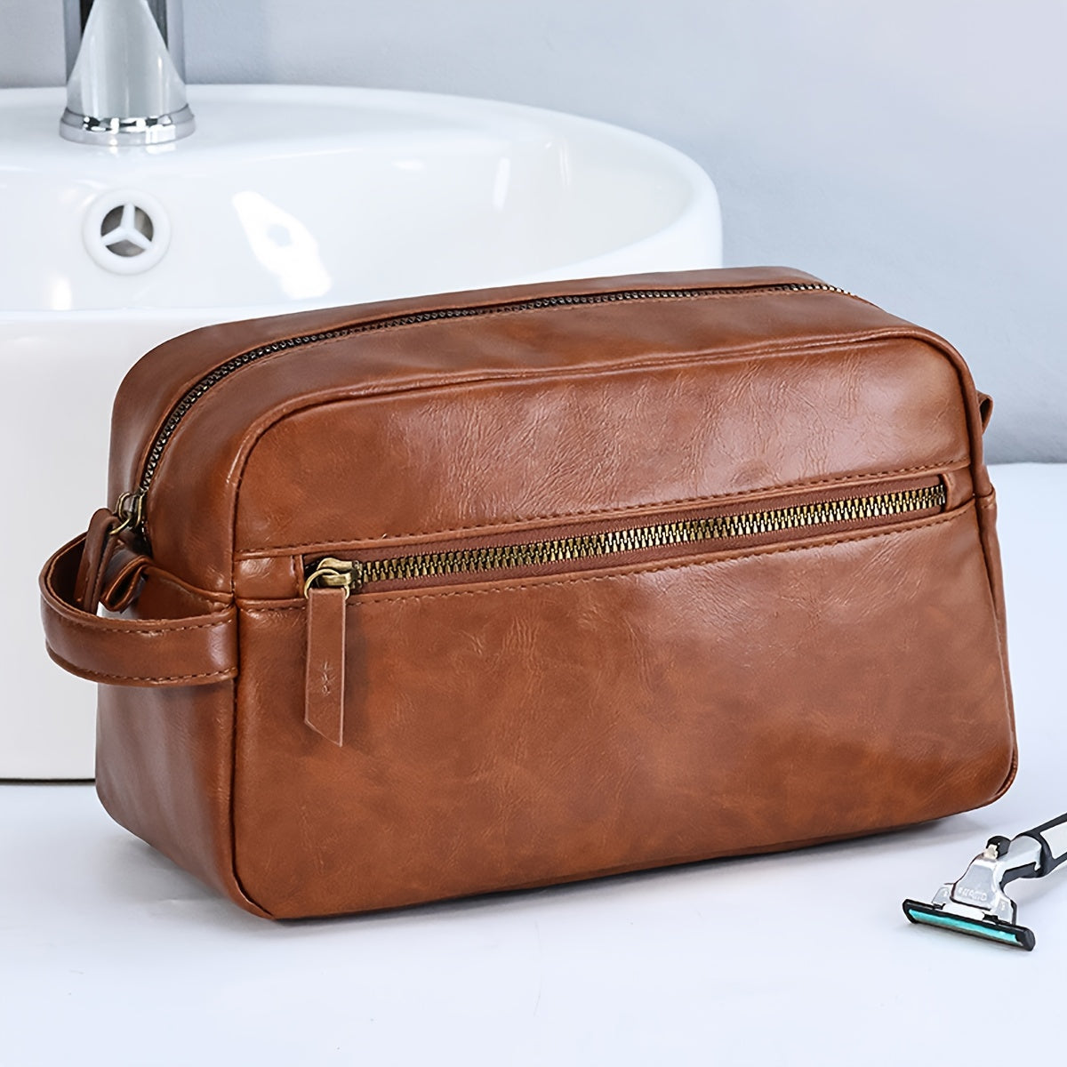 British Style Men's Cosmetic Bag Travel Toiletry PU Leather Bathroom Kit