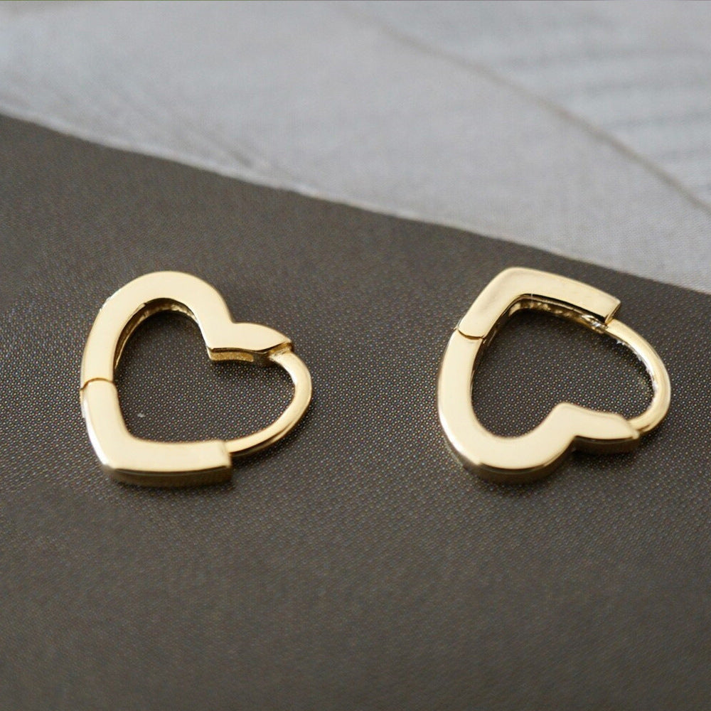 Heart Shaped Hoop Huggie Earrings 925 Silver Plated Ear Buckle Gift