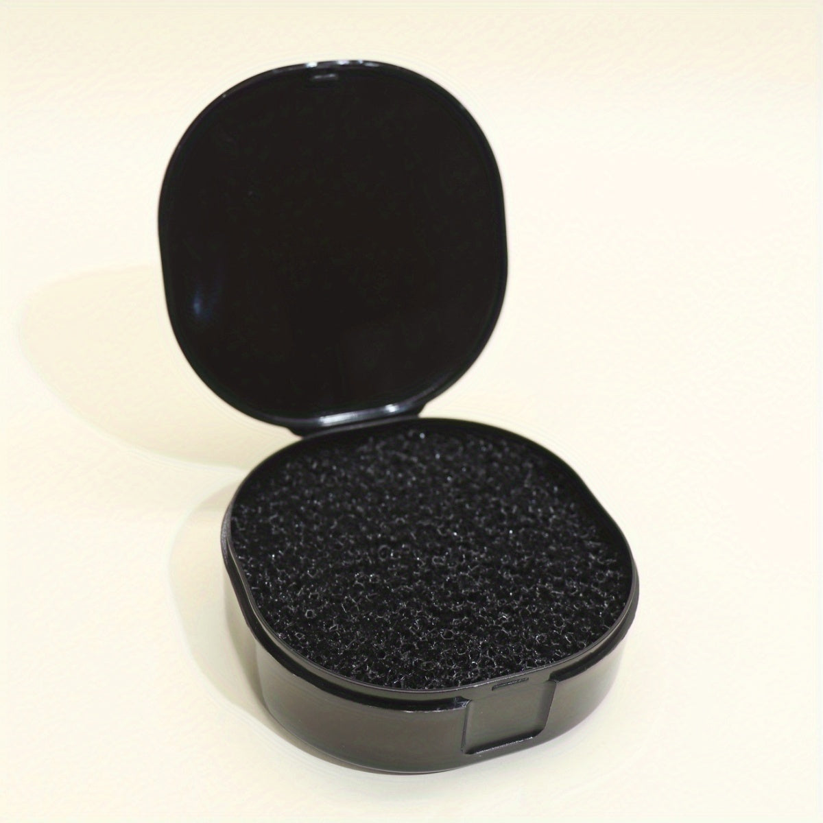 Color Switch Dry Makeup Brush Cleaner Sponge