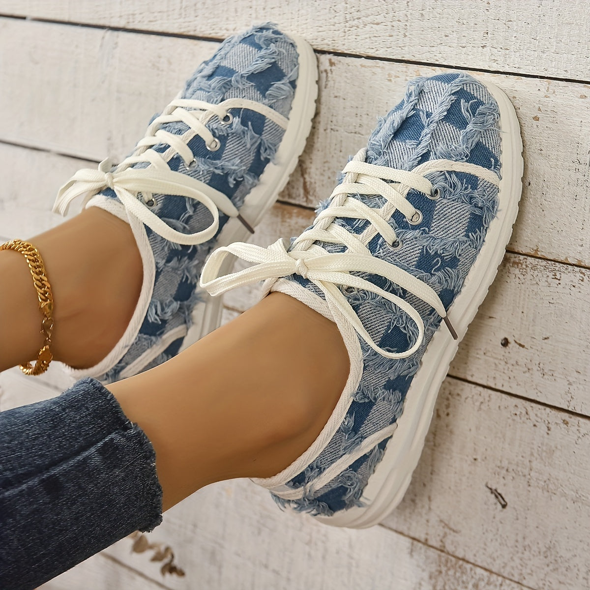 Women's Checkered Canvas Lace Up Low Top Skate Shoes