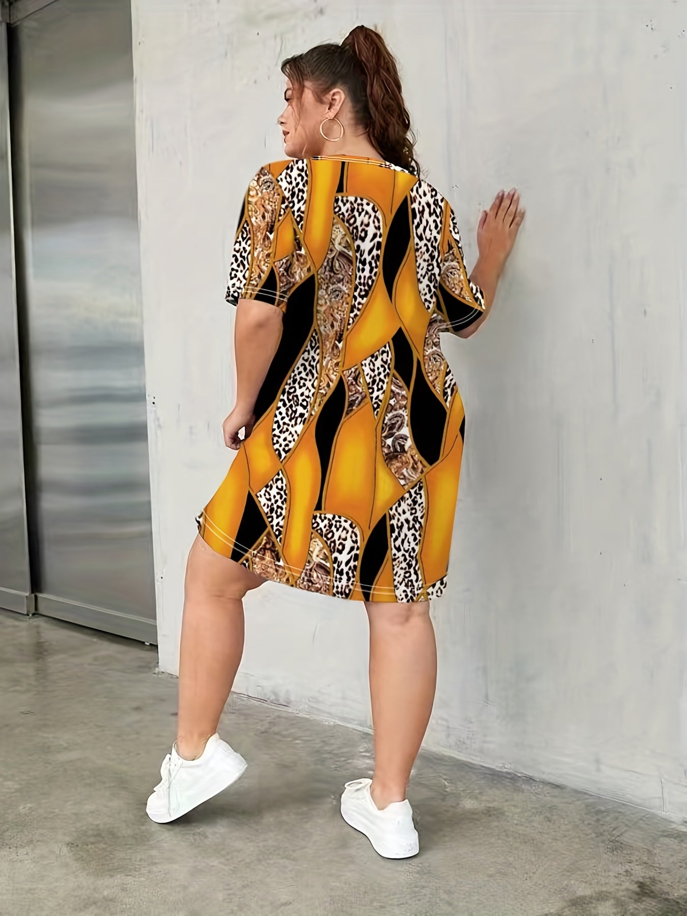 Colorblock Paisley Print Round Neck Dress