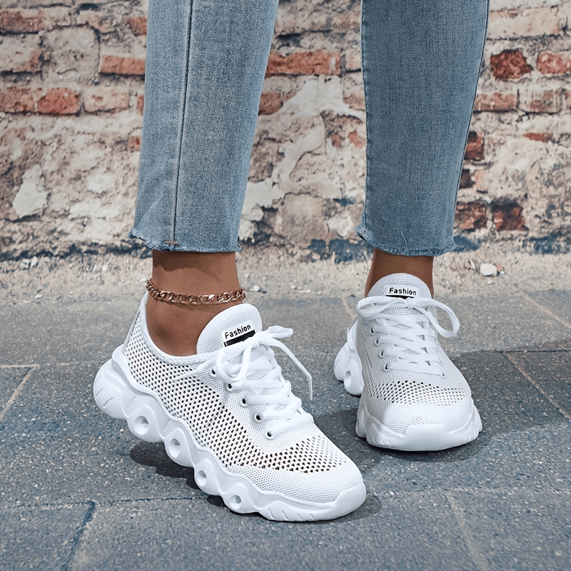 Women's Mesh Sneakers Lace Up Running Shoes Lightweight Hollow Out Shoes