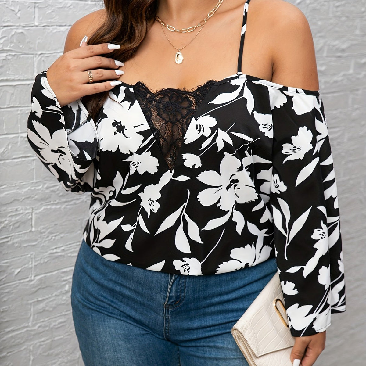 Women's Plus Floral Print Lace Cold Shoulder Top